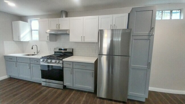 Building Photo - 2055 Alta Pasa Dr