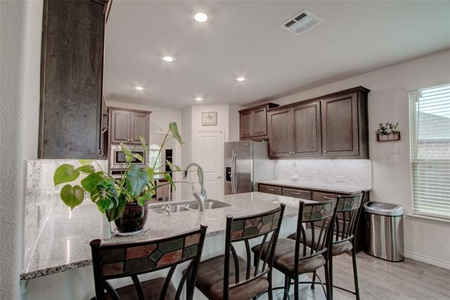 Building Photo - 1083 Sublime Dr