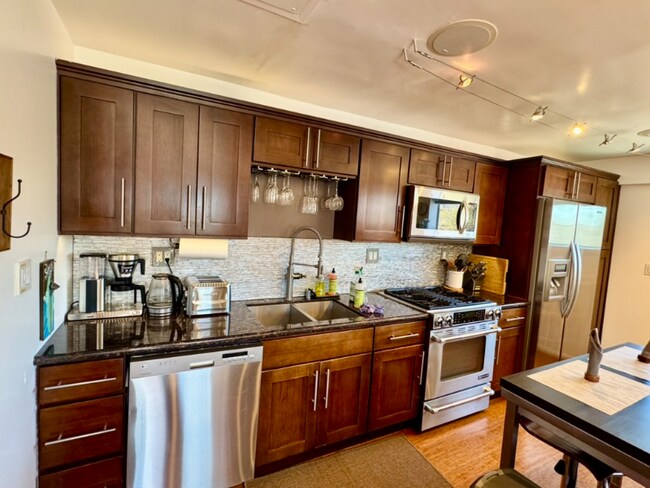 Building Photo - 1804 Andalusia Ave