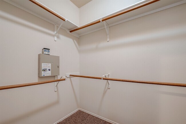 Building Photo - 21203 Branchport Dr