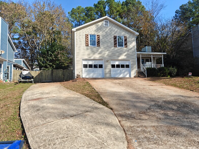 Primary Photo - 1125 Memory Ln