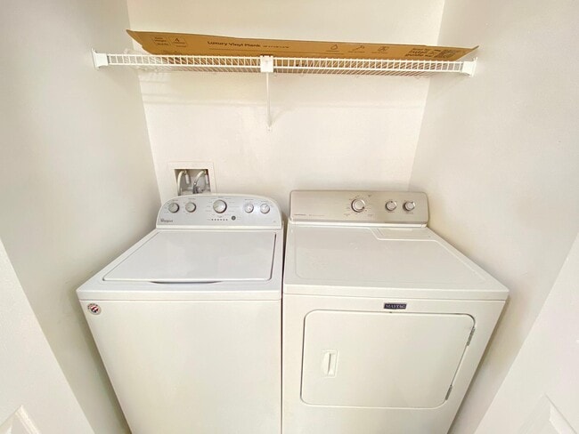 Building Photo - 2751 N Poinciana Blvd