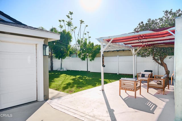 Building Photo - 621 Hewitt St