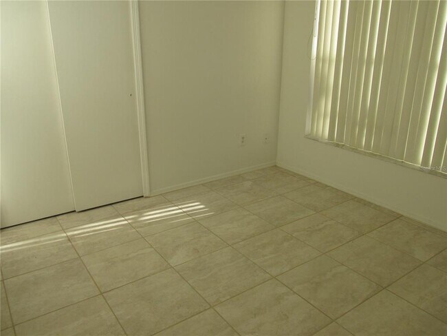 Building Photo - 13311 Meadowfield Dr