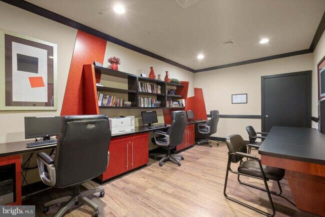 Building Photo - 9480 Virginia Center Blvd