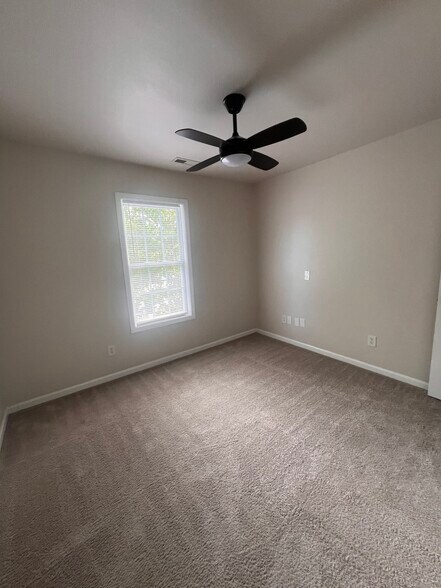 Building Photo - 10609 Spring Rain Ct