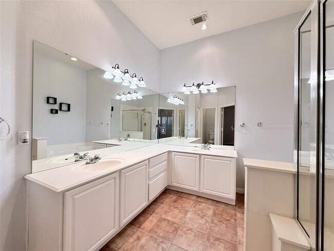 Building Photo - 312 Middle Ground Cove