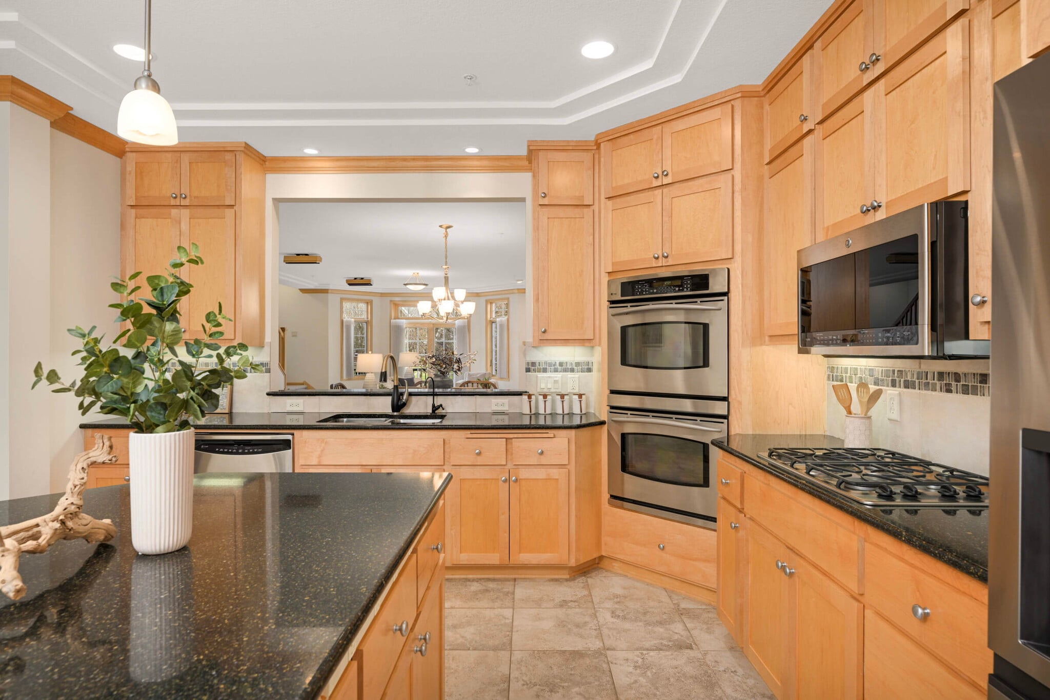 Building Photo - 10855 Falling Water Ln