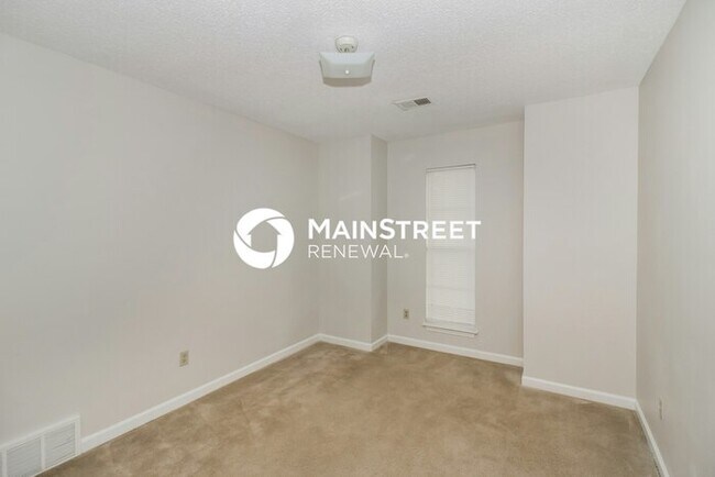 Building Photo - 3 Bedroom Pet-Friendly Home in memphis, TN with Main Street Renewal