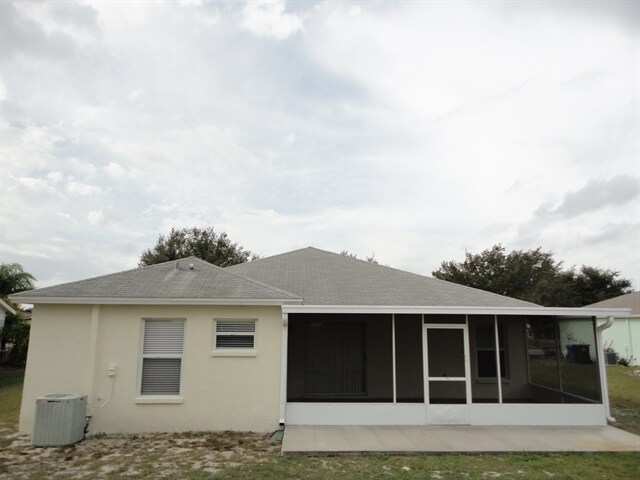 Building Photo - 10536 Juliano Dr