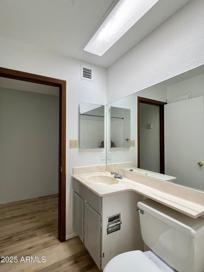 Building Photo - 6818 N 35th Ave