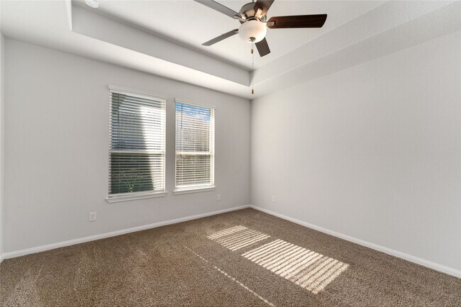 Building Photo - 25587 Blossom Ct