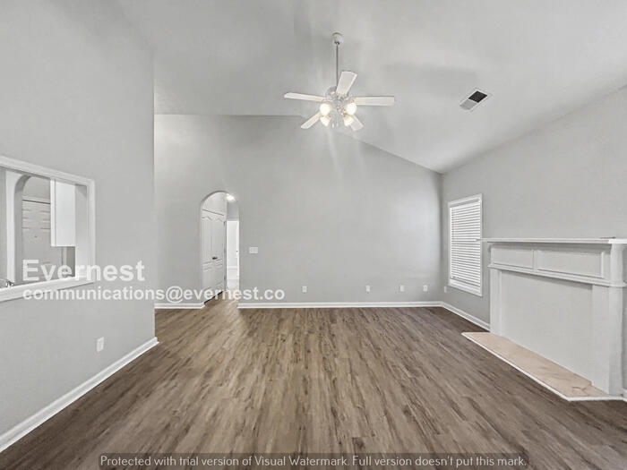 Building Photo - 608 Addison Way