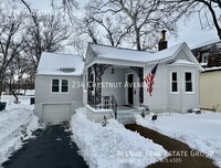 Building Photo - Charming 4-Bedroom Retreat on Chestnut Ave...