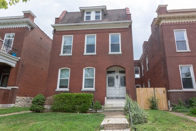 Building Photo - 3628 Wyoming St