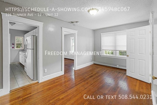 Building Photo - 126 Sumner Ave