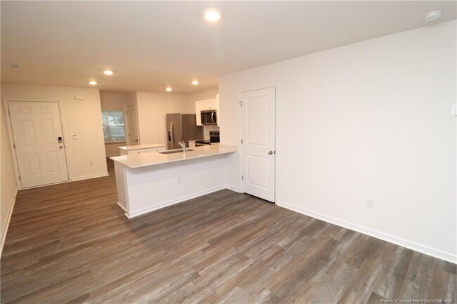 Building Photo - 5810 Brambleberry Way