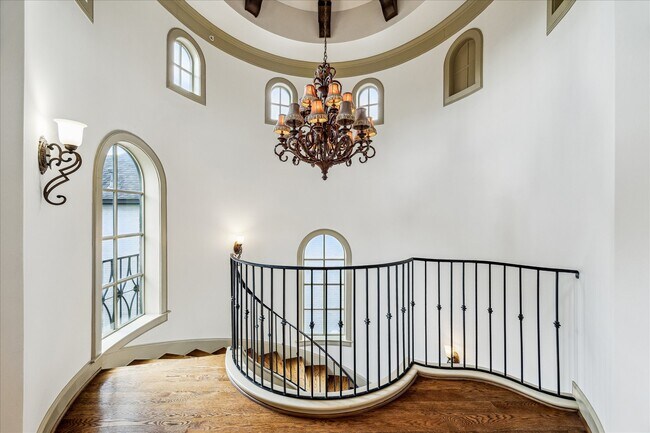 Building Photo - 4800 Palm St