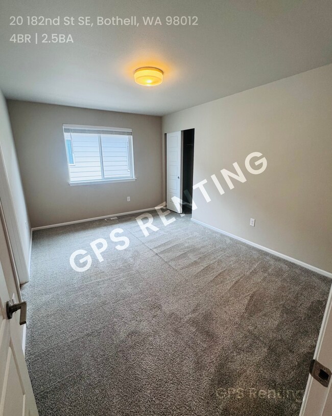 Building Photo - 20 182nd St SE
