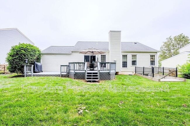 Building Photo - 9564 Basilwood Dr