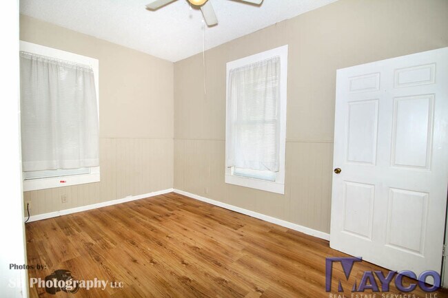 Building Photo - 284 Prospect St