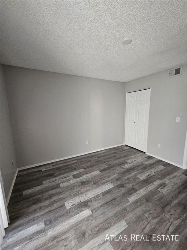 Building Photo - 1645 W Baseline Rd