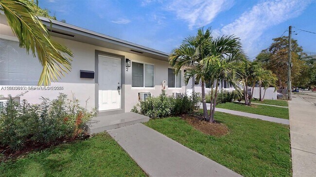 Building Photo - 891 SW 5th St