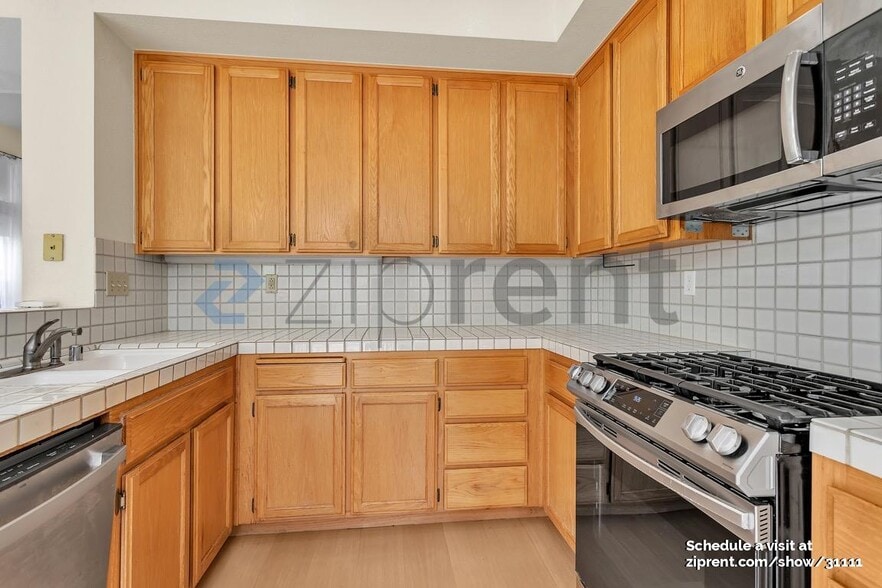 Building Photo - 110 Scotts Valley