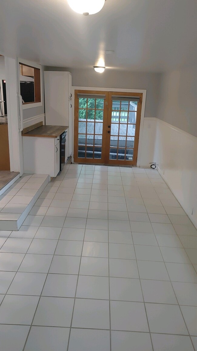 Building Photo - 4582 Maiden Ln