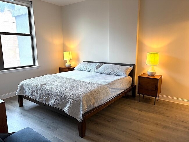 Building Photo - 4315 Park Ave