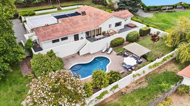 Building Photo - 15644 Arnold Dr