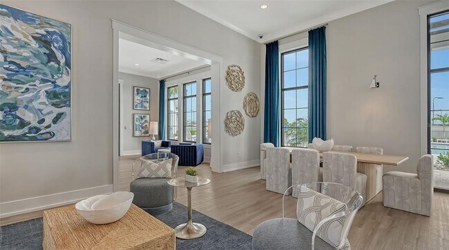 Building Photo - 16905 Sweetwater Village Dr