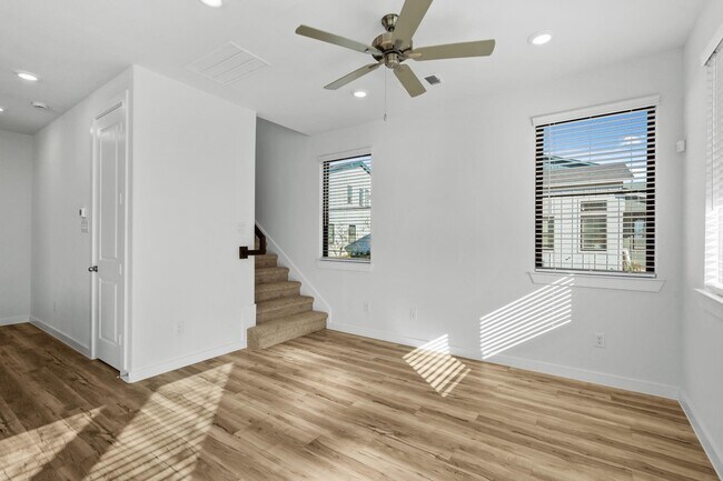 Building Photo - 3235 Loam Ln