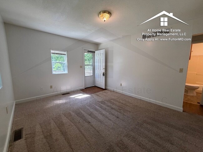 Building Photo - 1514 Monroe St