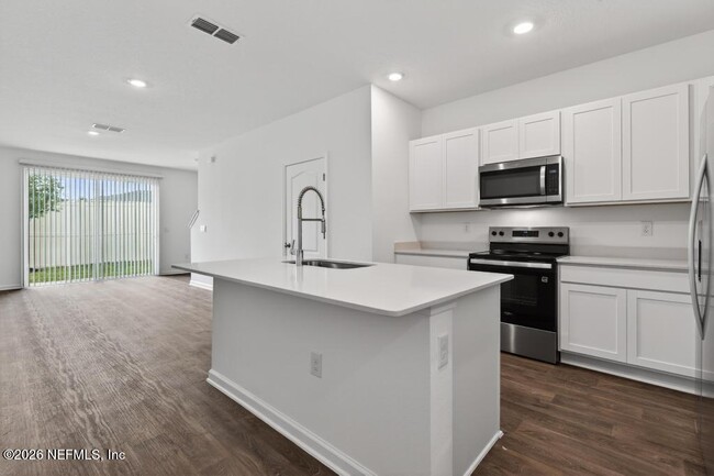 Building Photo - 5978 Ortega Lk Dr