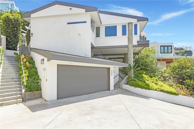 Building Photo - 546 Temple Hills Dr