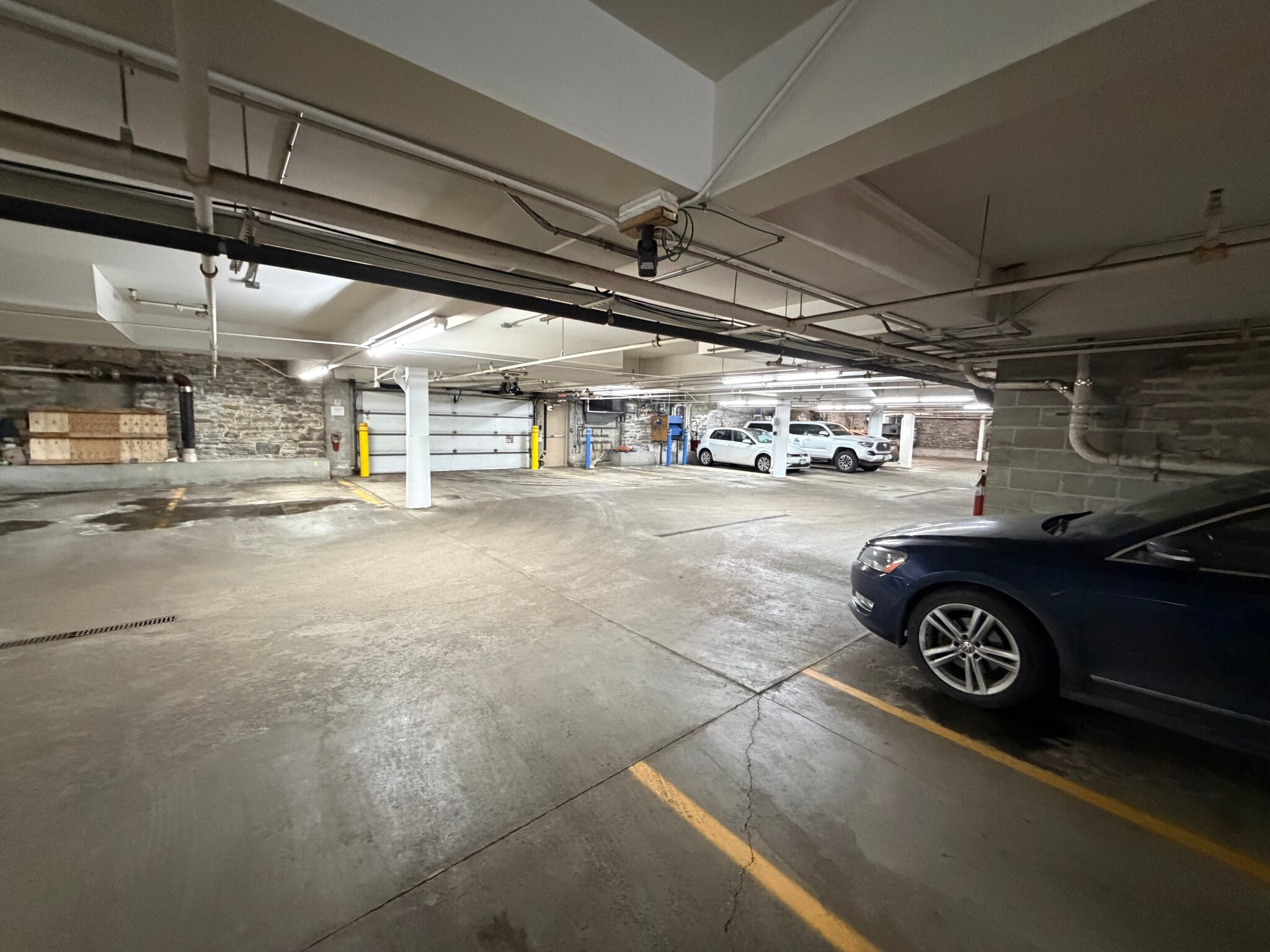 Building Photo - 523 S 9th St