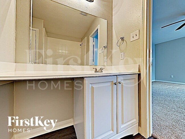 Building Photo - 1438 Rocky Glen Ln