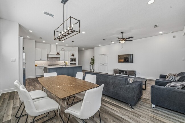 Building Photo - 7415 Denali Dr