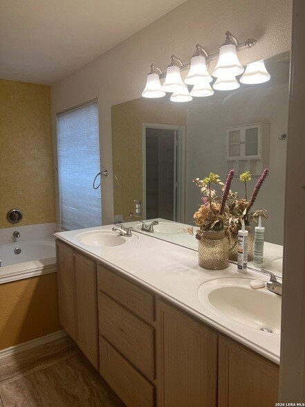 Building Photo - 5809 Black Diamond