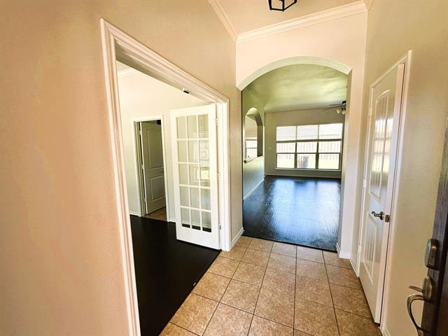 Building Photo - 1615 Nestledown Dr