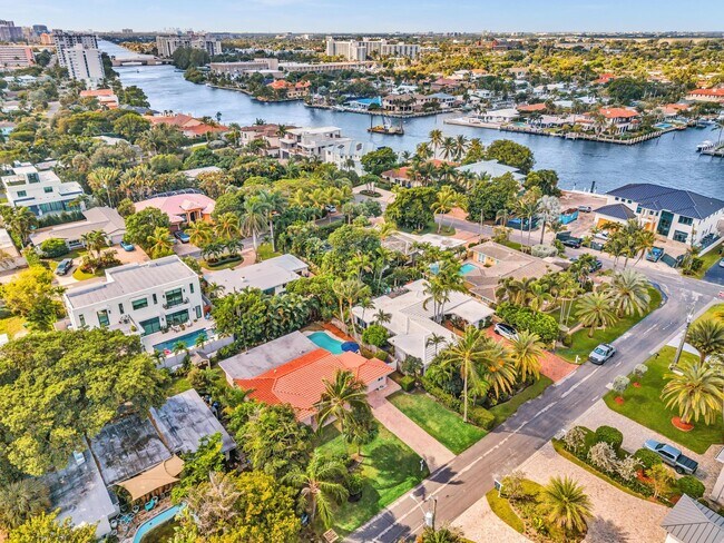 Building Photo - 3204 Beacon St