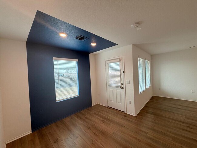 Building Photo - 7316 Sparkling Light Dr