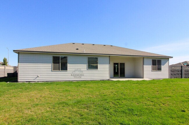 Building Photo - 4 Bedroom, 2 Bath Home in Richland