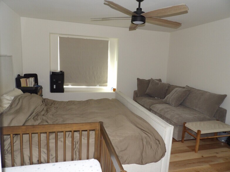 Building Photo - 9307 Prairie Clover Dr