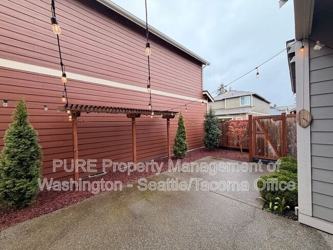 Building Photo - 3238 64th Ln SW