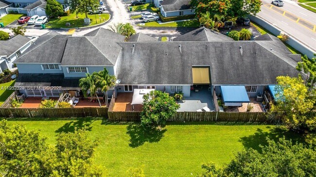 Building Photo - 14206 SW 97th Terrace