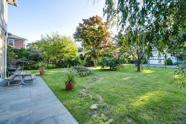 Building Photo - 134 Old Mamaroneck Rd