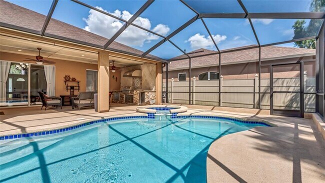 Building Photo - 29135 Rivergate Run