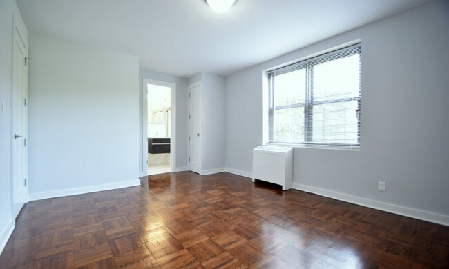 Building Photo - 29 Davenport Ave